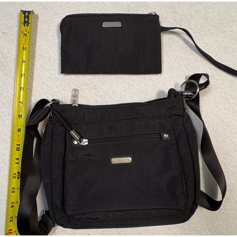 Baggallini Everywhere Crossbody Bag Black Nylon Travel Purse with Wristlet - Picture 9 of 11